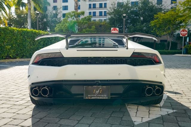 2015 Lamborghini Huracan 2dr Coupe LP 610-4 - 22924825 - 24