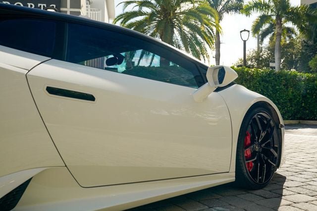 2015 Lamborghini Huracan 2dr Coupe LP 610-4 - 22924825 - 28