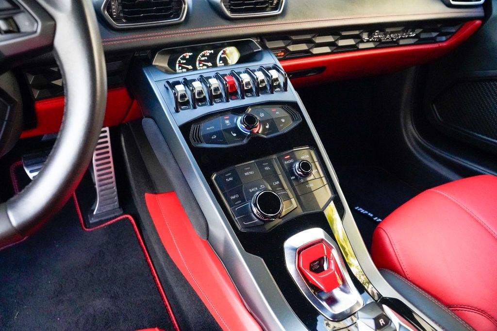 2015 Lamborghini Huracan 2dr Coupe LP 610-4 - 22924825 - 61