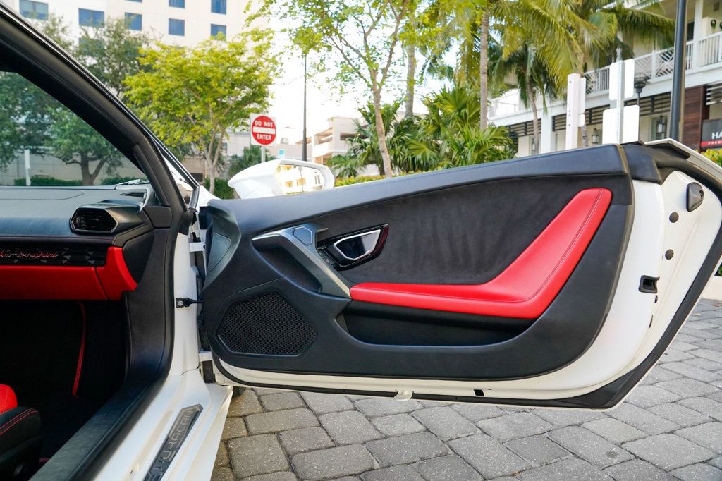 2015 Lamborghini Huracan 2dr Coupe LP 610-4 - 22924825 - 69