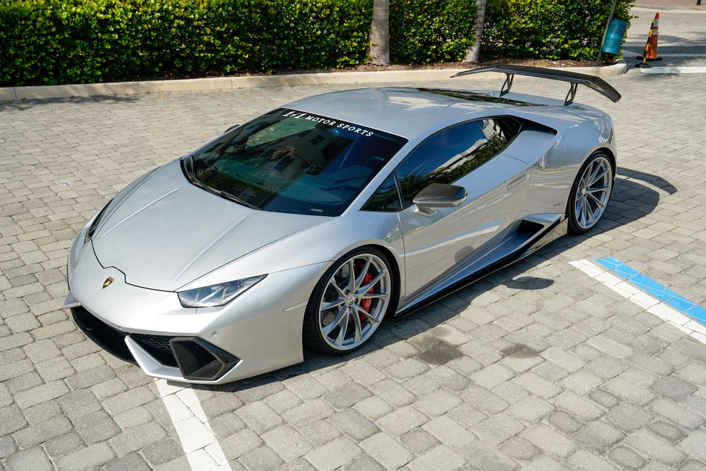 2015 Lamborghini Huracan 2dr Coupe LP 610-4 - 23058615 - 9