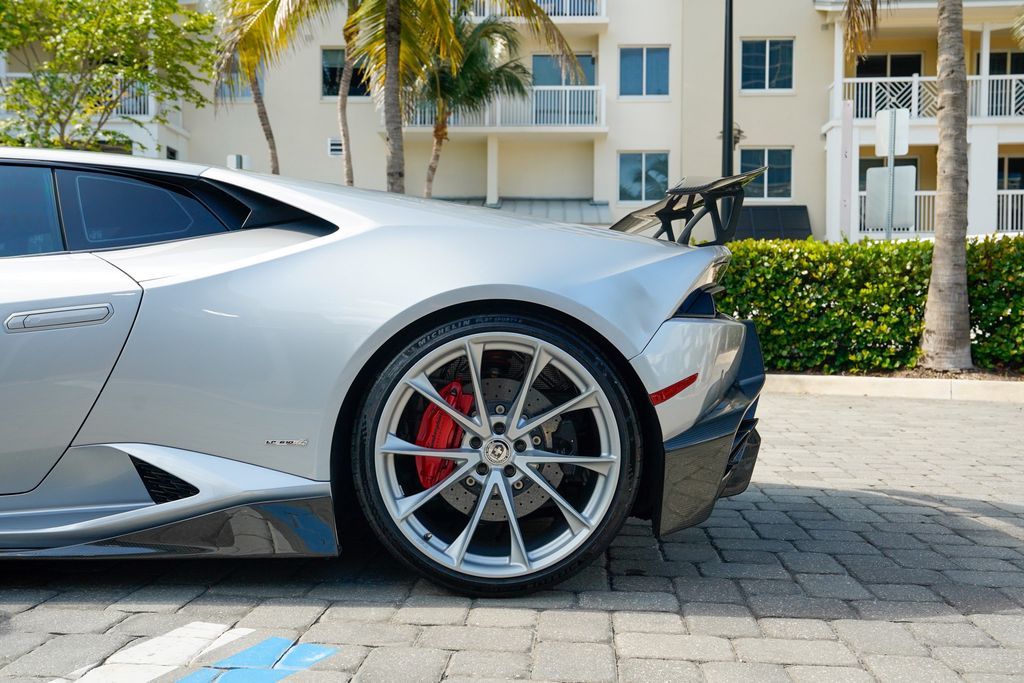 2015 Lamborghini Huracan 2dr Coupe LP 610-4 - 23058615 - 15