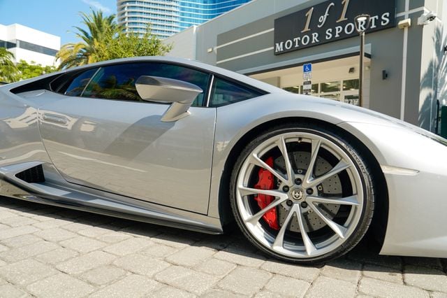 2015 Lamborghini Huracan 2dr Coupe LP 610-4 - 23058615 - 35
