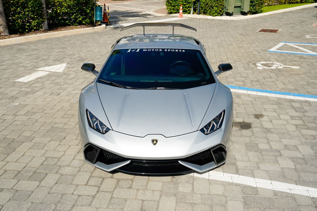 2015 Lamborghini Huracan 2dr Coupe LP 610-4 - 23058615 - 4