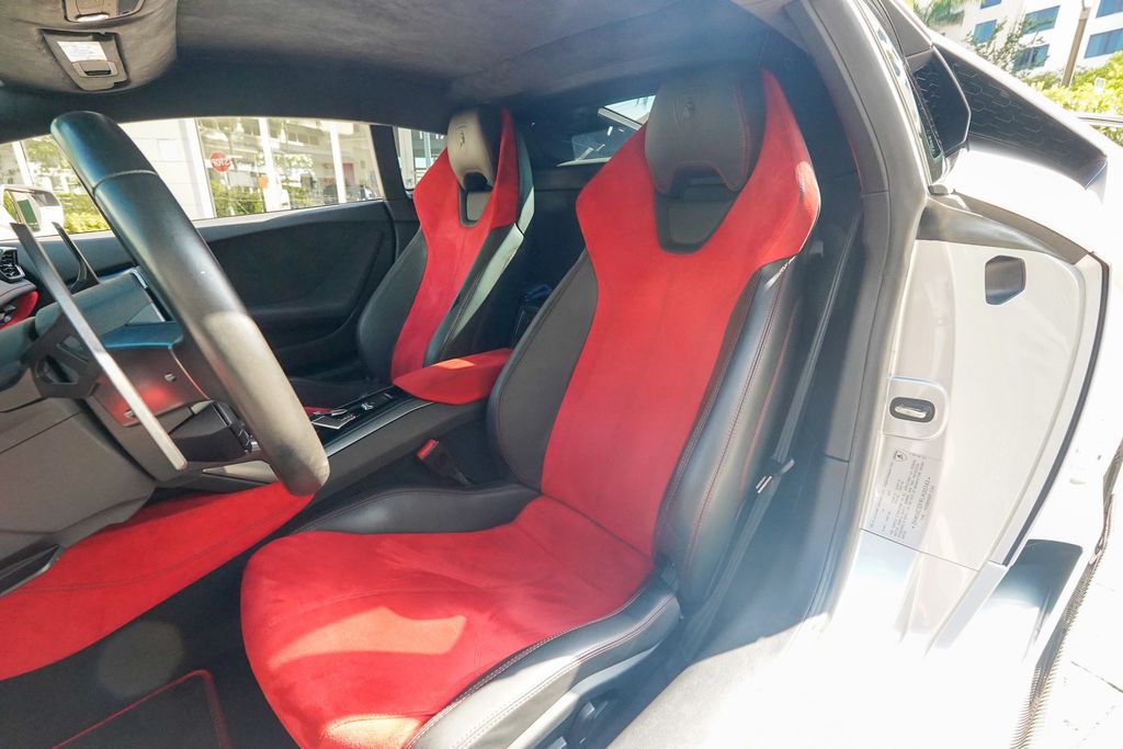 2015 Lamborghini Huracan 2dr Coupe LP 610-4 - 23058615 - 58