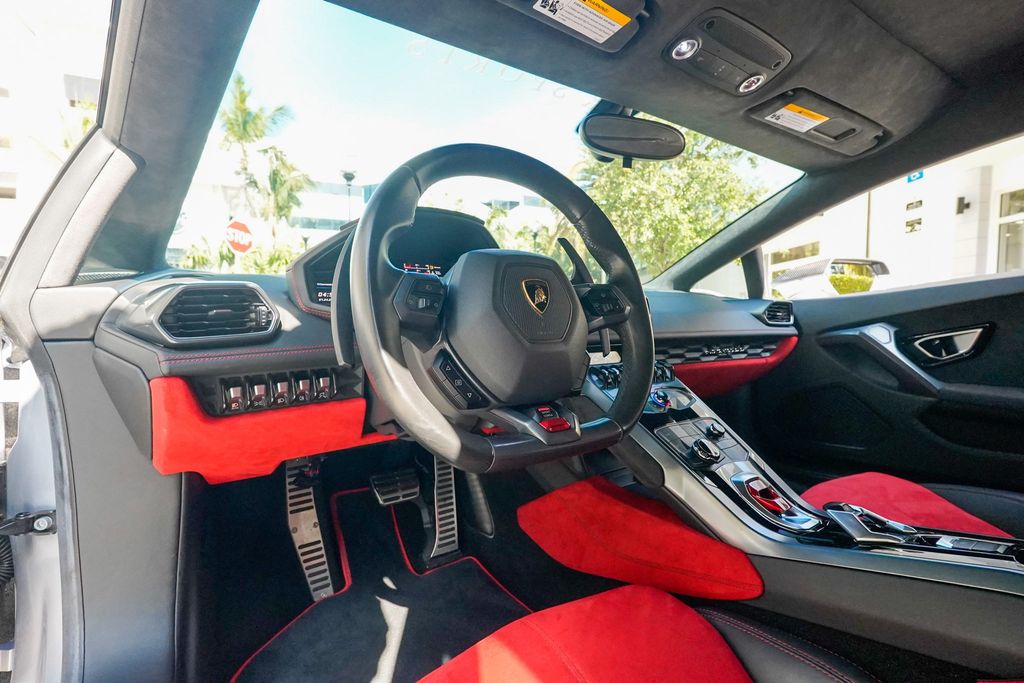 2015 Lamborghini Huracan 2dr Coupe LP 610-4 - 23058615 - 63
