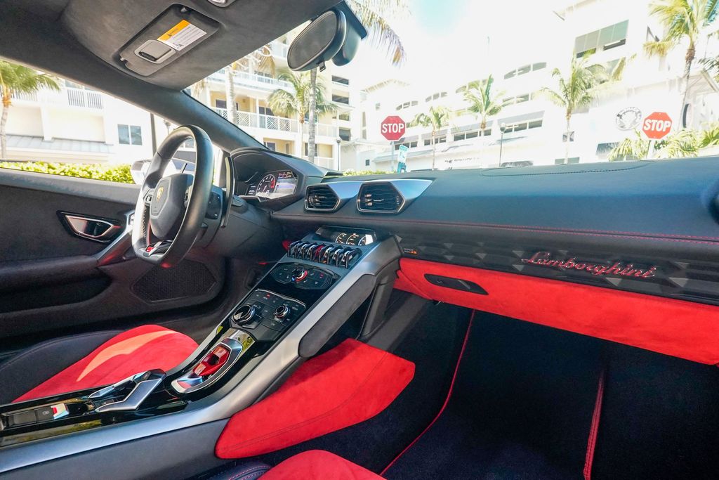 2015 Lamborghini Huracan 2dr Coupe LP 610-4 - 23058615 - 84