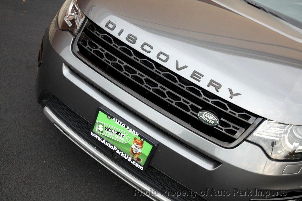 2015 Land Rover Discovery Sport HSE photo 4