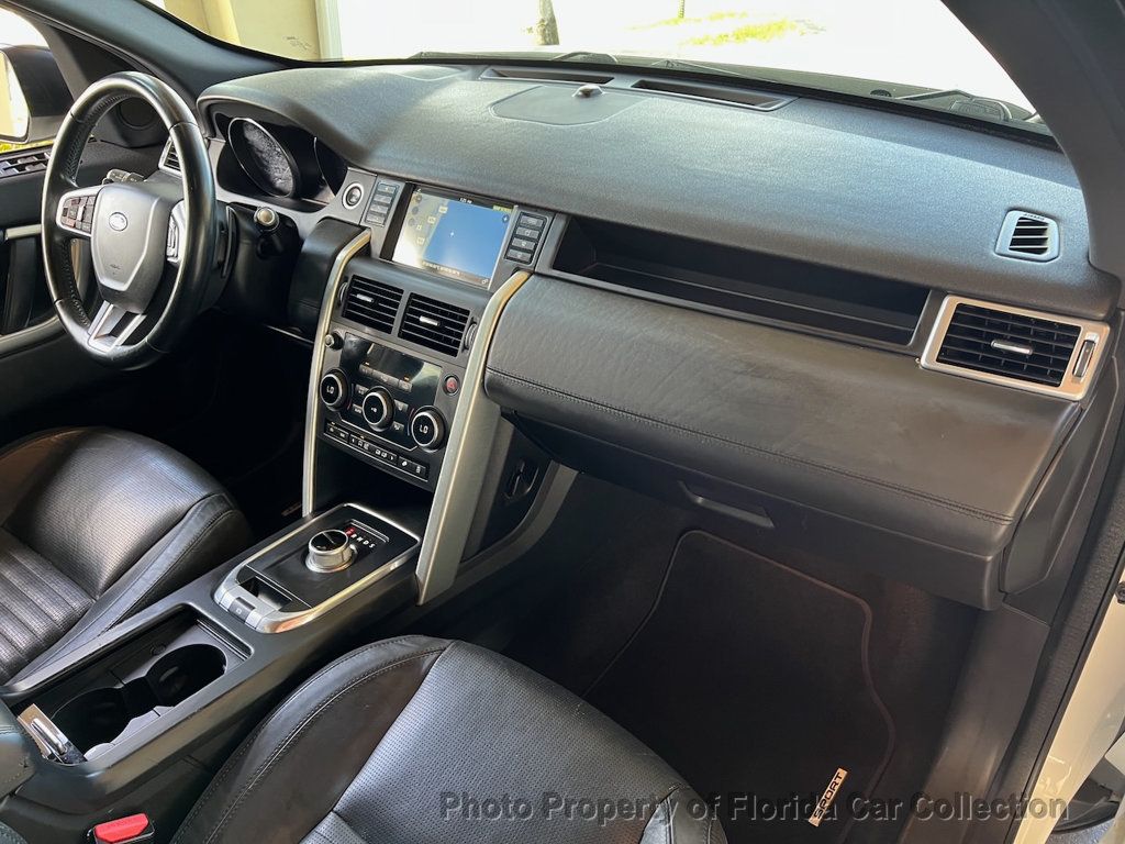 2015 Land Rover Discovery Sport HSE LUX AWD Black Design 3rd Row - 22927661 - 34