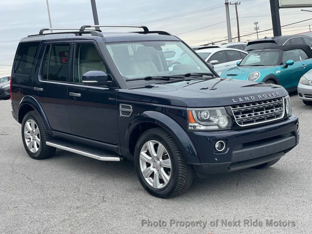 2015 Land Rover LR4 HSE photo 4