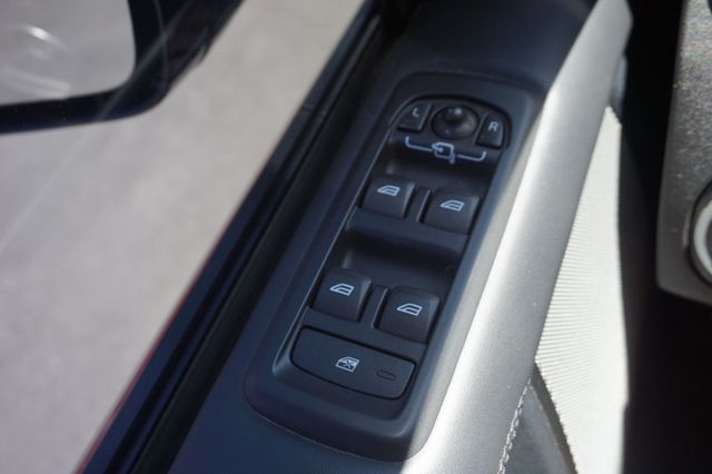 2015 Land Rover LR4 LR4 HSE LUX,THIRD ROW SEATS, PREMIUM WHEELS, MOON ROOF - 23043350 - 24