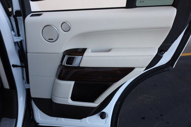 2015 Land Rover Range Rover 4WD 4dr HSE - 22958430 - 18