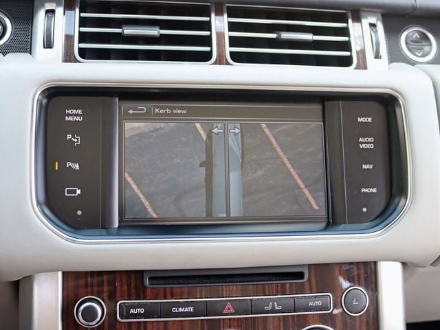 2015 Land Rover Range Rover 4WD 4dr HSE WITH MERIDIAN SOUND PACKAGE - 23070861 - 19