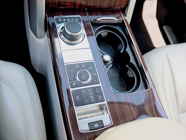 2015 Land Rover Range Rover 4WD 4dr HSE WITH MERIDIAN SOUND PACKAGE - 23070861 - 26