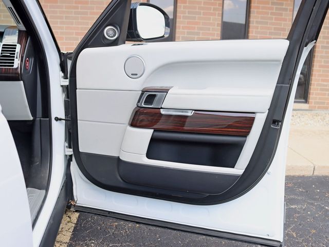 2015 Land Rover Range Rover 4WD 4dr HSE WITH MERIDIAN SOUND PACKAGE - 23070861 - 35