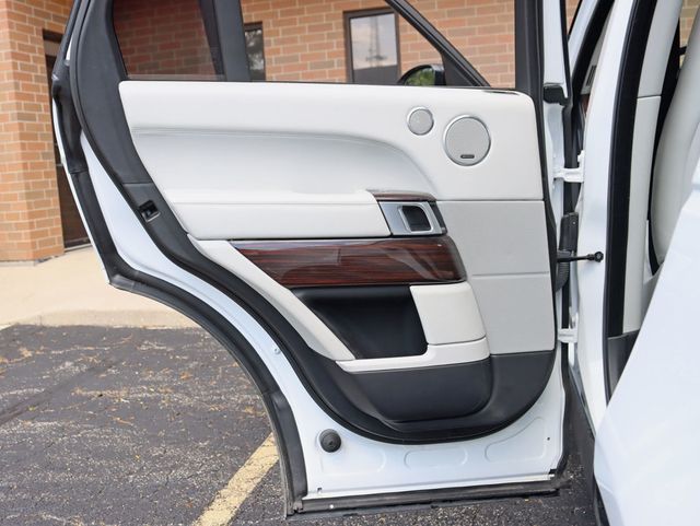 2015 Land Rover Range Rover 4WD 4dr HSE WITH MERIDIAN SOUND PACKAGE - 23070861 - 36