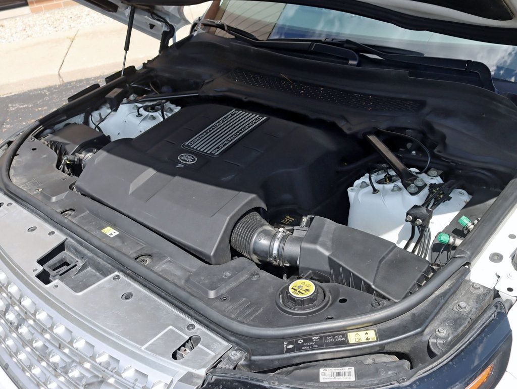 2015 Land Rover Range Rover 4WD 4dr HSE WITH MERIDIAN SOUND PACKAGE - 23070861 - 41