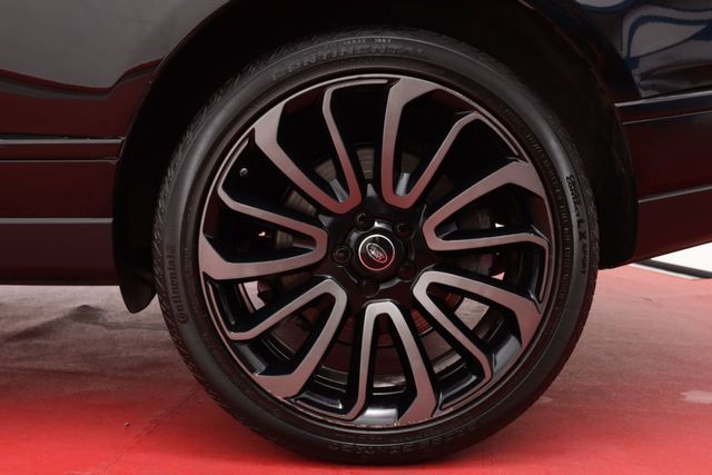 2015 Land Rover Range Rover 4WD 4dr Supercharged - 20979348 - 24