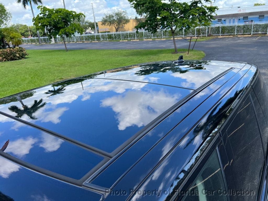 2015 Land Rover Range Rover SuperCharged photo 18