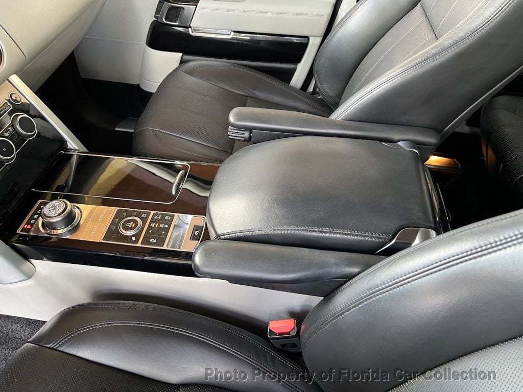 2015 Land Rover Range Rover SuperCharged photo 29