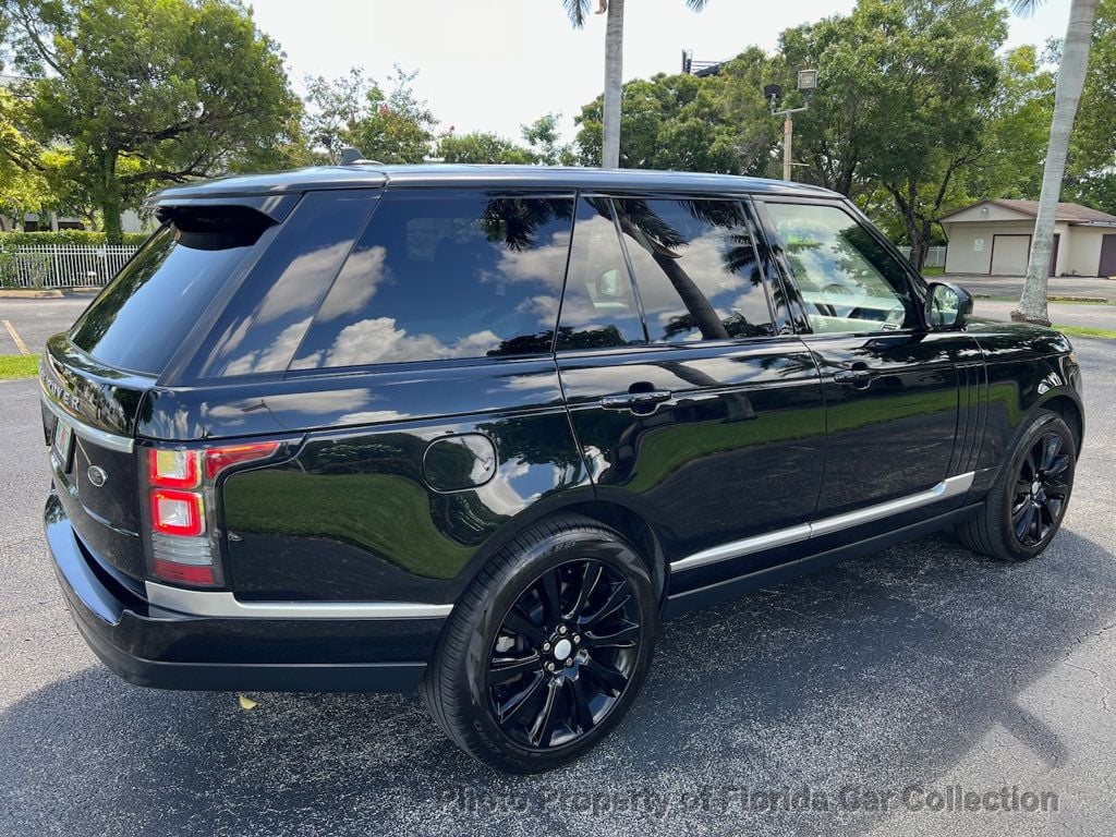 2015 Land Rover Range Rover SuperCharged photo 4