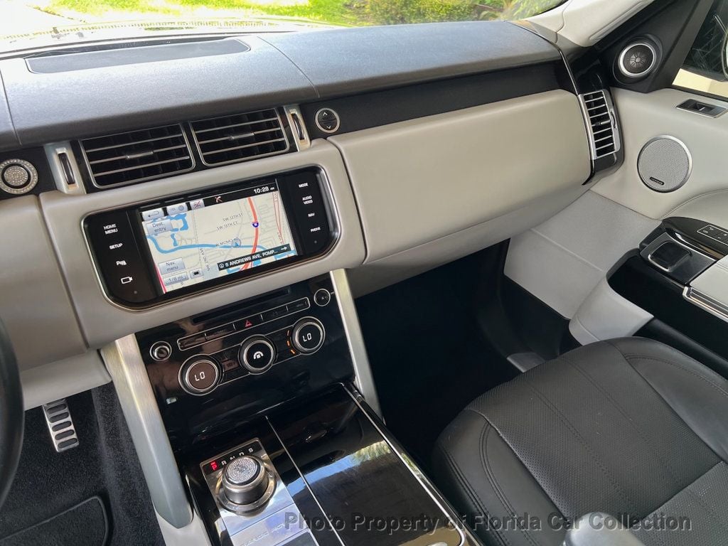 2015 Land Rover Range Rover SuperCharged photo 43