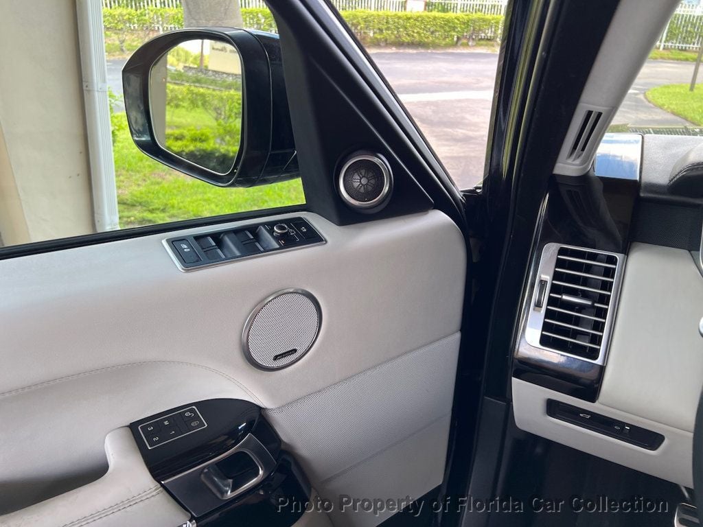 2015 Land Rover Range Rover SuperCharged photo 48