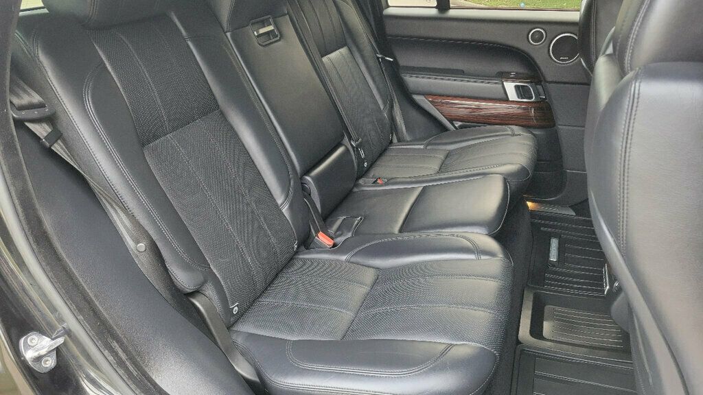 2015 Land Rover Range Rover V8 Supercharged, Vision Assist, Incontrol, Meridian Sound System - 22345105 - 33