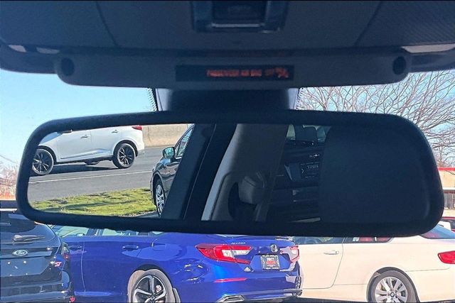 2015 Land Rover Range Rover Evoque 5 Door Pure Plus - 22994359 - 32