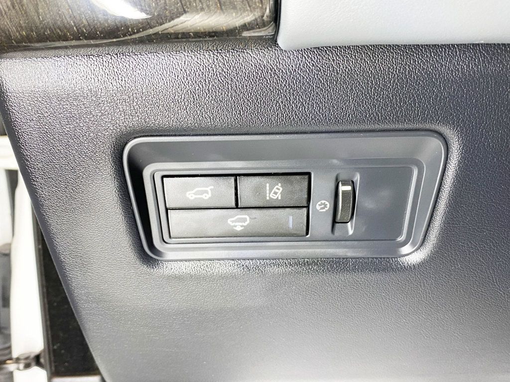 2015 Land Rover Range Rover Sport 4WD 4dr Autobiography - 22949464 - 33