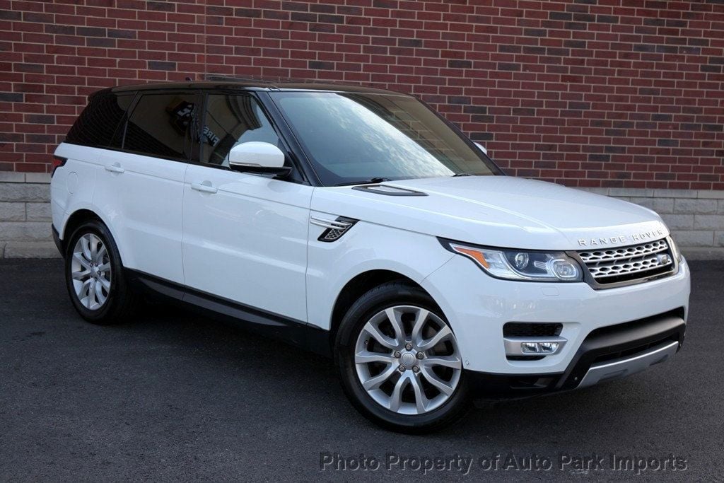 2015 Land Rover Range Rover Sport HSE photo 10