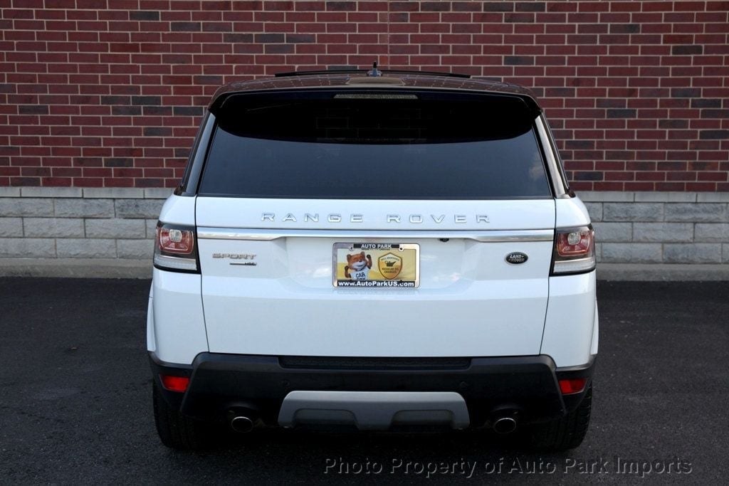 2015 Land Rover Range Rover Sport HSE photo 18