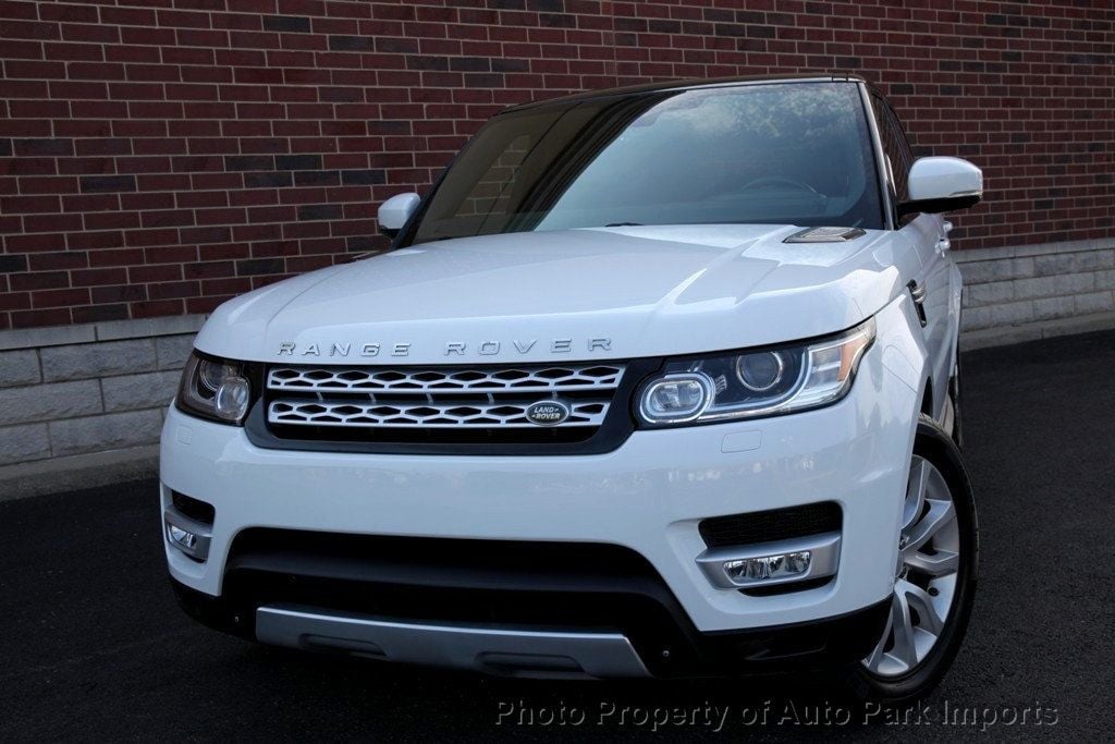 2015 Land Rover Range Rover Sport HSE photo 6
