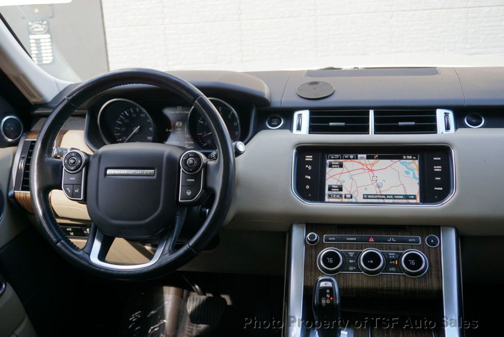 2015 Land Rover Range Rover Sport HSE photo 14