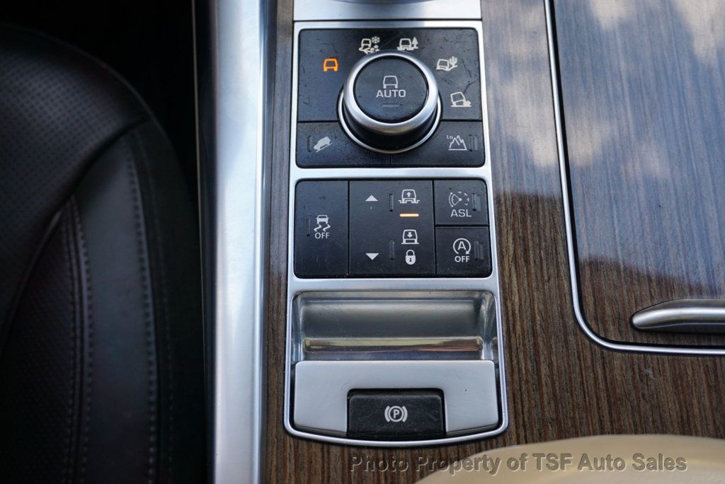 2015 Land Rover Range Rover Sport HSE photo 26
