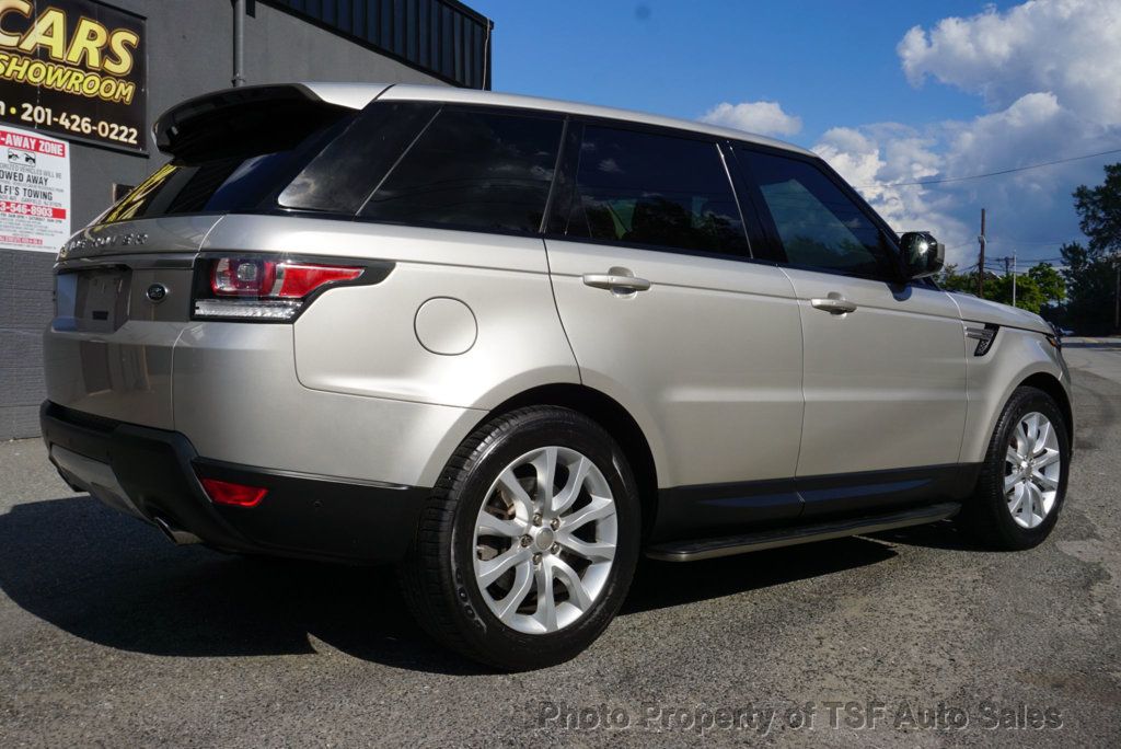 2015 Land Rover Range Rover Sport HSE photo 7