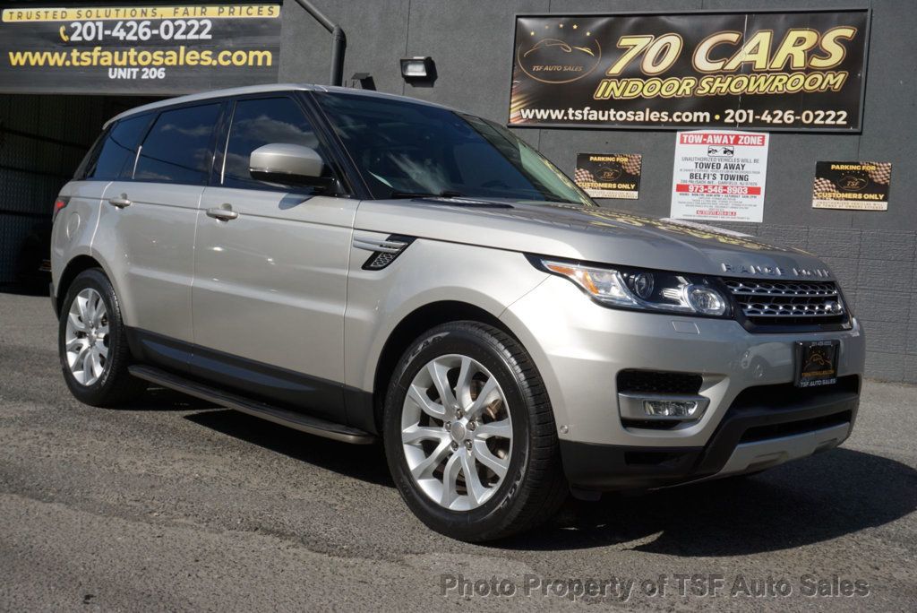 2015 Land Rover Range Rover Sport HSE photo 9
