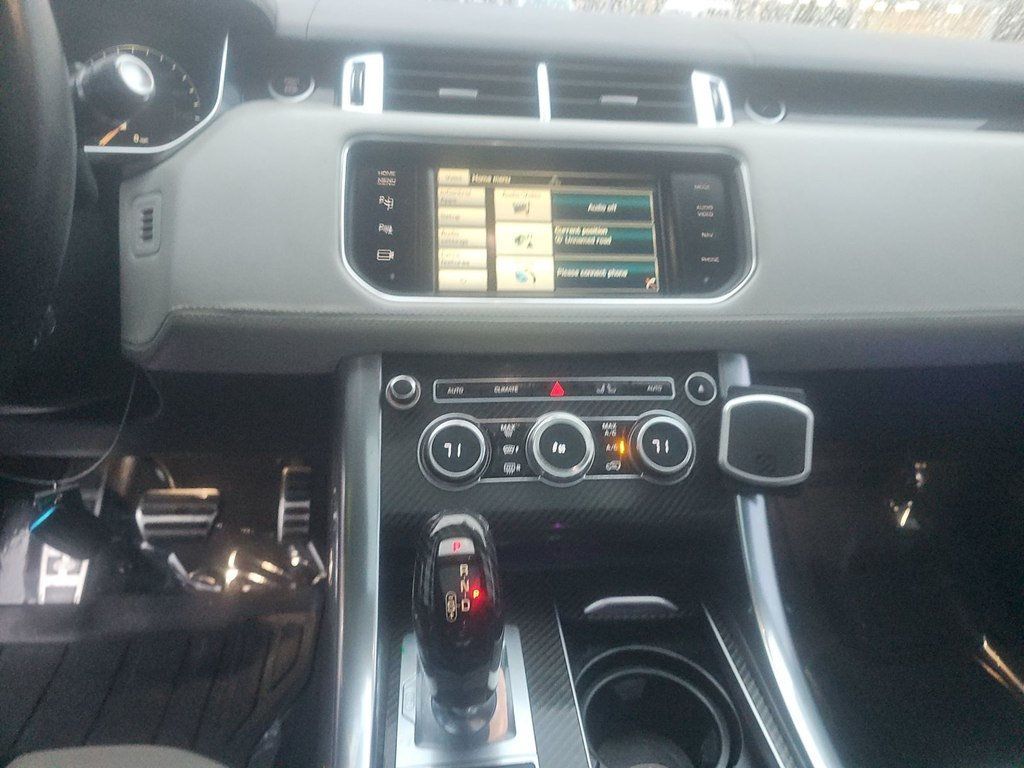 2015 Land Rover Range Rover Sport 4WD 4dr SVR - 22958005 - 11