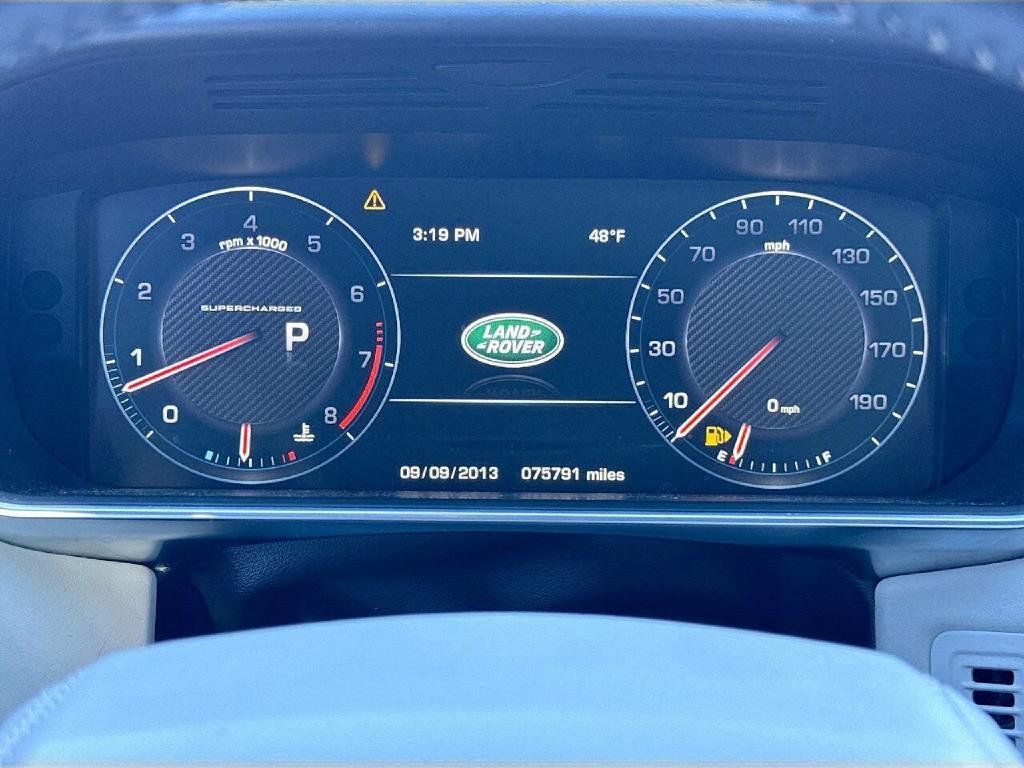 2015 Land Rover Range Rover Sport 4WD 4dr SVR - 22972218 - 13