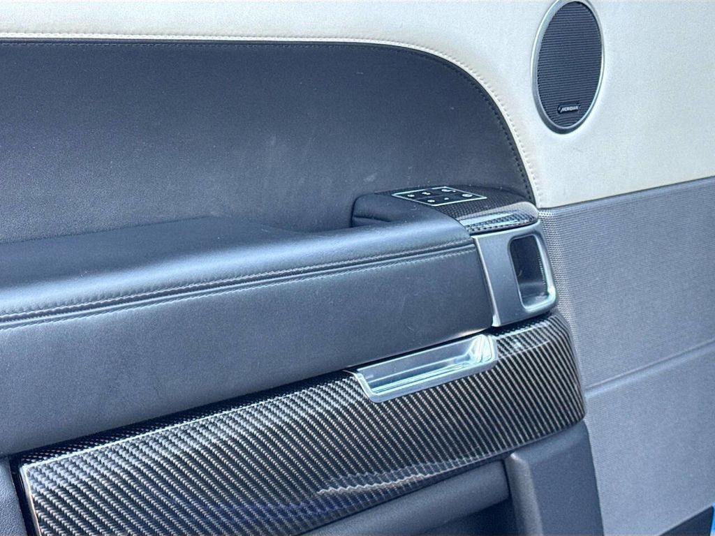 2015 Land Rover Range Rover Sport SVR 4x4 4dr SUV - 22971106 - 17