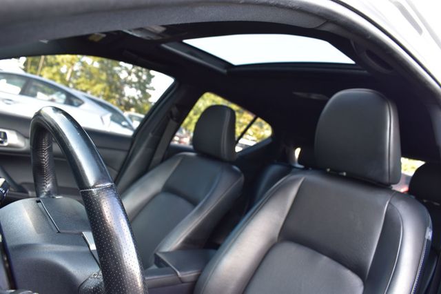 2015 Lexus CT 200h 5dr Sedan Hybrid - 22613622 - 13