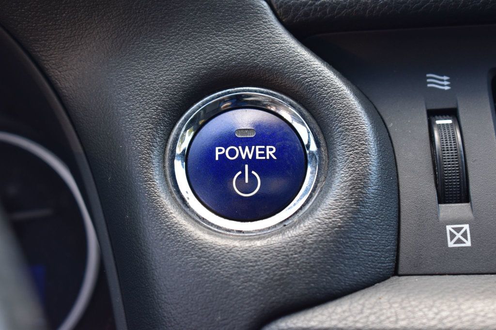 2015 Lexus CT 200h 5dr Sedan Hybrid - 22613622 - 29