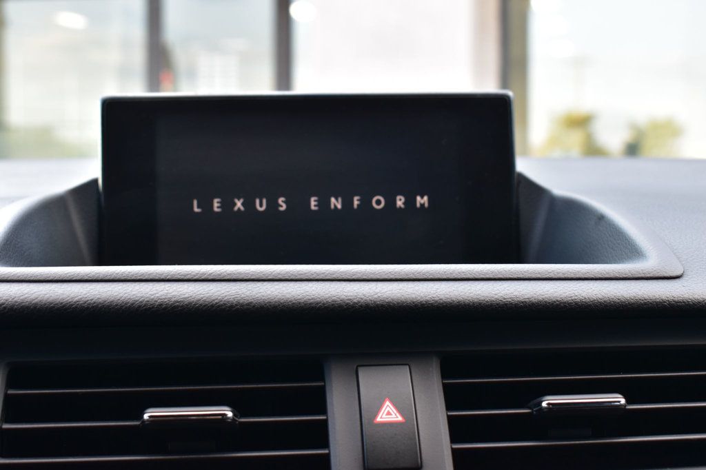 2015 Lexus CT 200h 5dr Sedan Hybrid - 22613622 - 31