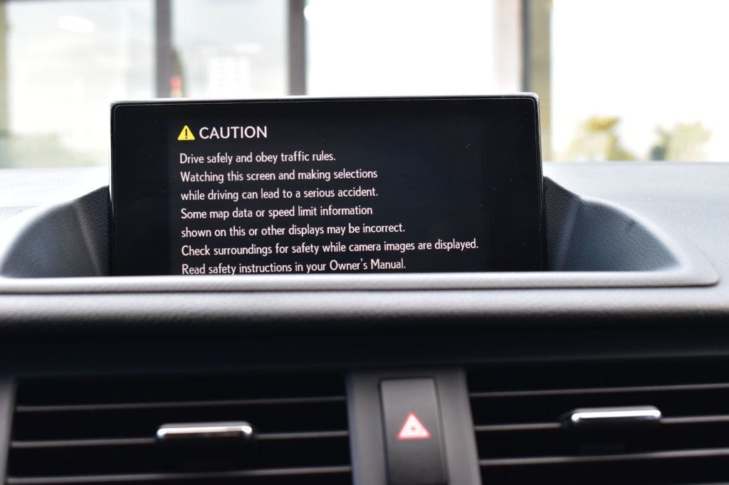 2015 Lexus CT 200h 5dr Sedan Hybrid - 22613622 - 32