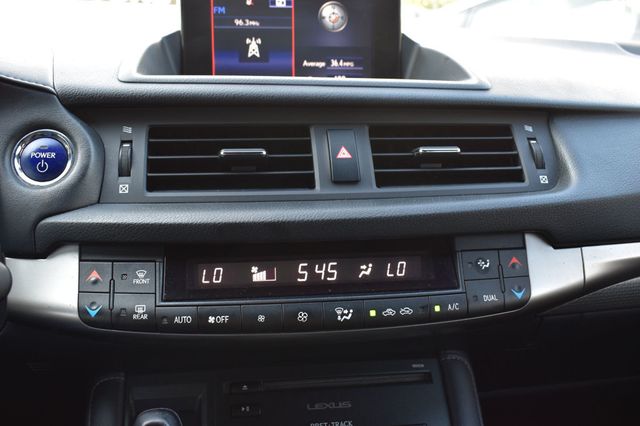 2015 Lexus CT 200h 5dr Sedan Hybrid - 22613622 - 46