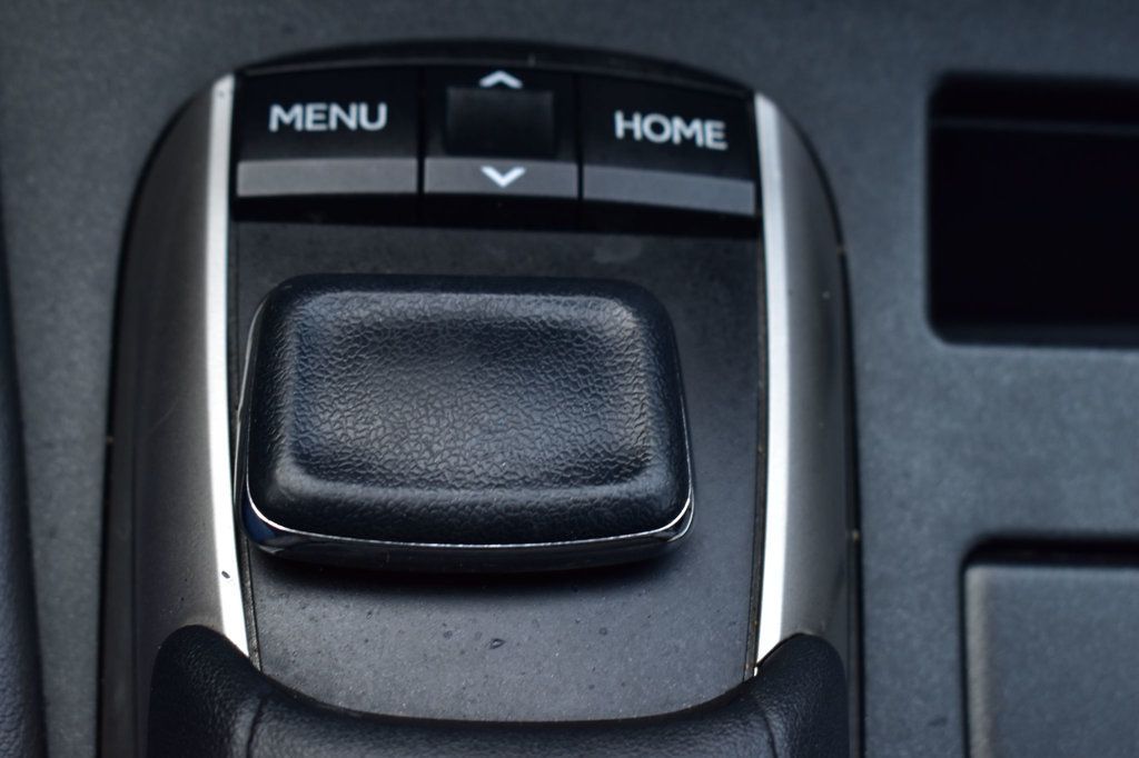 2015 Lexus CT 200h 5dr Sedan Hybrid - 22613622 - 50