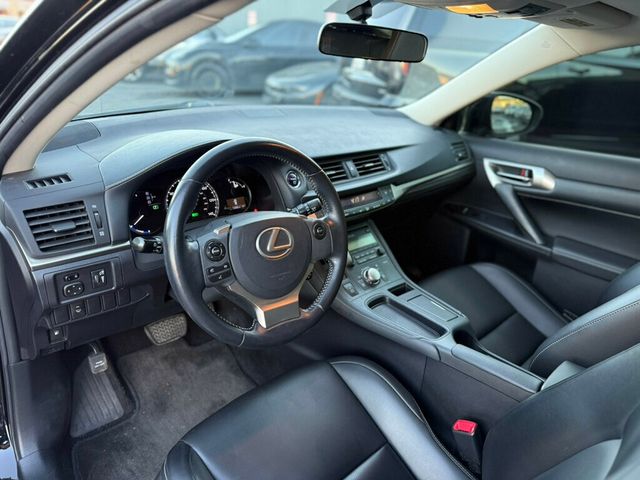 2015 Lexus CT 200h 5dr Sedan Hybrid - 22956286 - 8