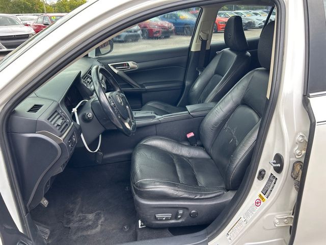 2015 Lexus CT 200h 5dr Sedan Hybrid - 23087658 - 7