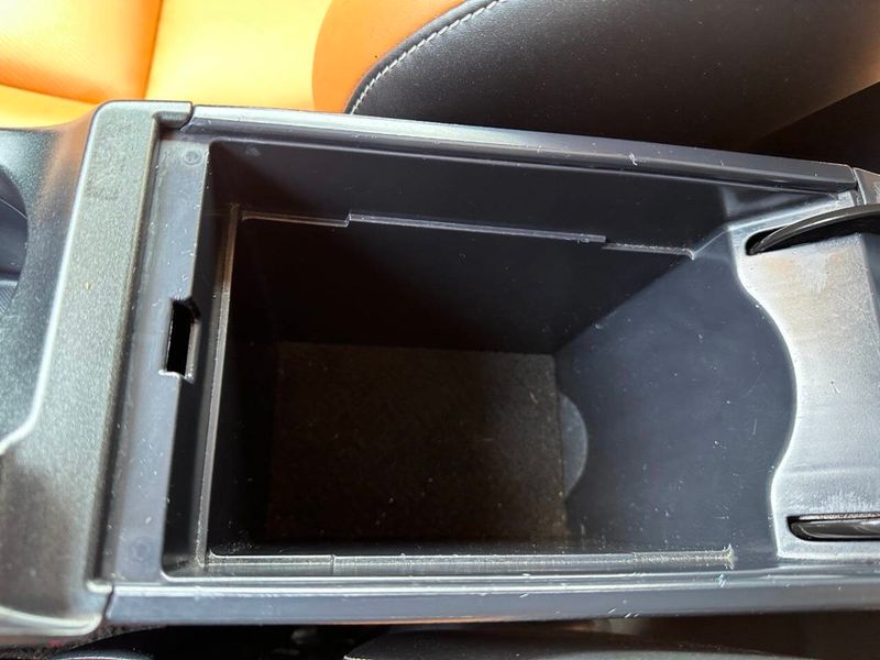 2015 Lexus CT 200h 5dr Sedan Hybrid - 22880871 - 37