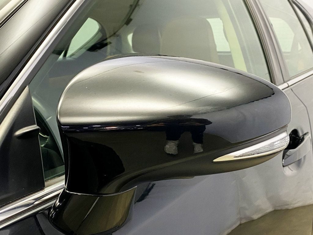 2015 Lexus CT 200h 5dr Sedan Hybrid - 22926152 - 15